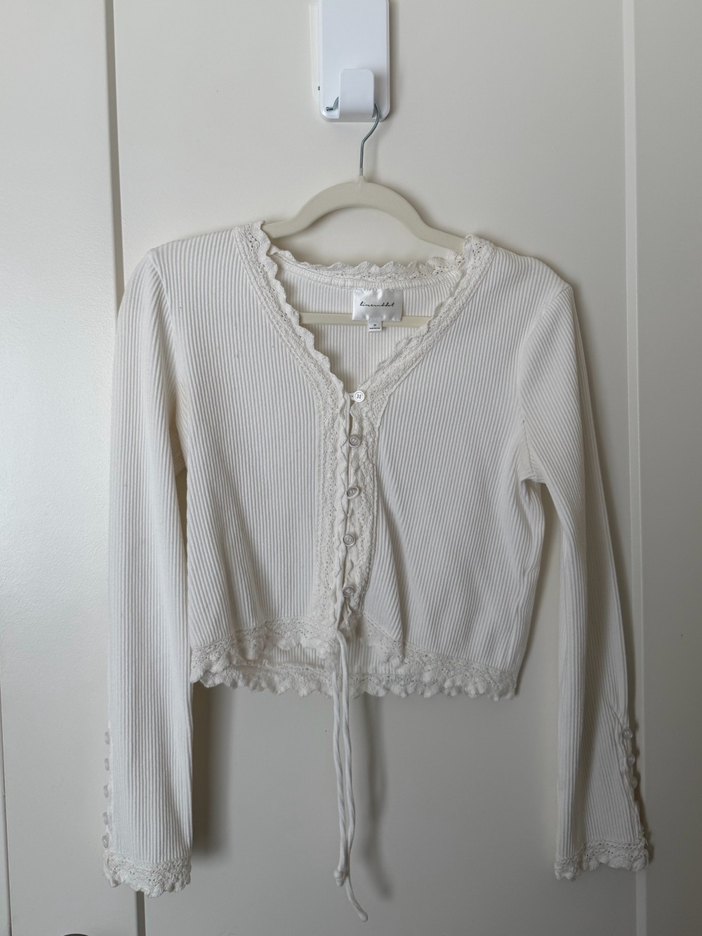 Line & Dot Cream Ribbed Lace-Trim Cropped Cardigan